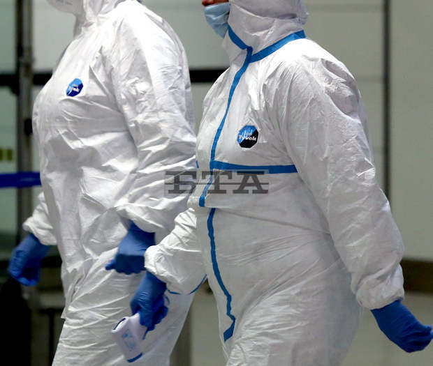 Двама медици в Добричка област с COVID-19 не са се заразили при изпълнение на служебните си задължения Двама медици в Добричка област с COVID-19 не са се заразили при изпълнение на служебните си задължения