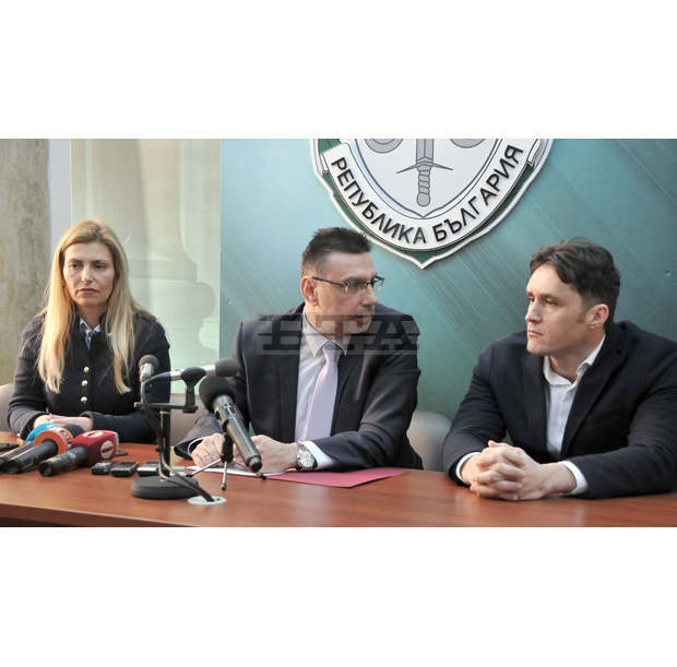 Италианските отпадъци в бургаското пристанище не са опасни или токсични