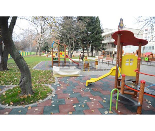 Разпределят деца от ДЯ „Роза“ - Варна в други ясли