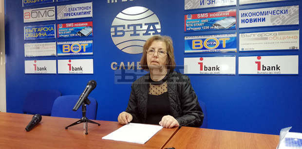 Служител на РЗОК-Сливен смята, че е съкратен неправомерно и ще съди касата Служител на РЗОК-Сливен смята, че е съкратен неправомерно и ще съди касата