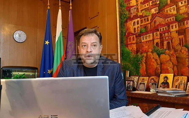 В бюджета за 2022 година е нужен ресурс за общините, смята Даниел Панов