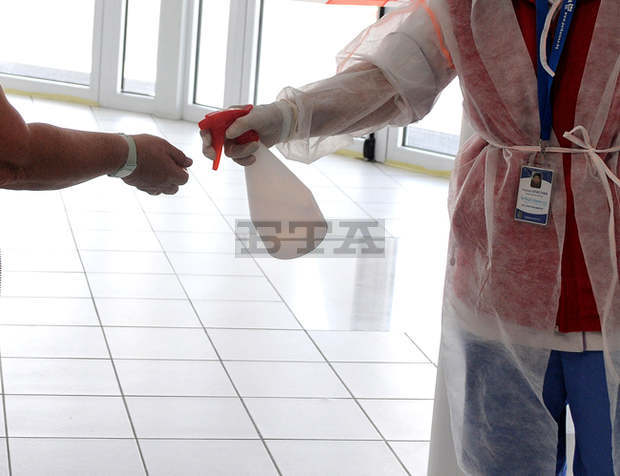 След филтър се допускат деца в детска градина в Дупница, където имаше случай на коронавирус