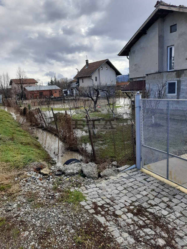 Една пета от дигите в Пернишка област се нуждаят от ремонт