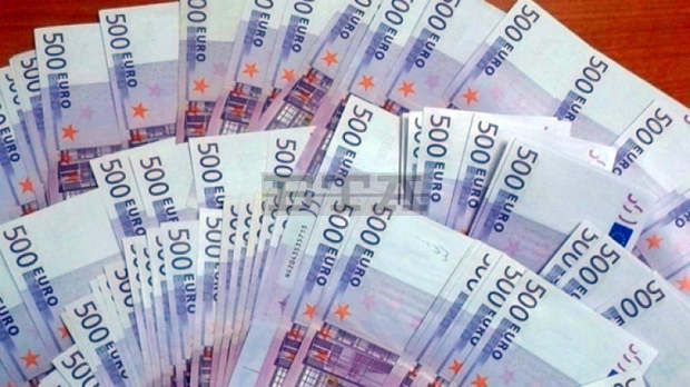 Митничари откриха 190 000 недекларирани евро при проверка на ГКПП Дунав мост 2