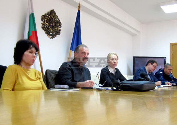 В Плевенско принудително евтанизираха 31 незаконно отглеждани домашни прасета