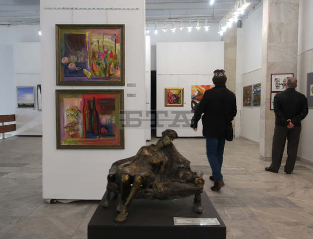 Есенен салон на плевенските художници представя 40 автори със 70 творби в галерия "Илия Бешков"