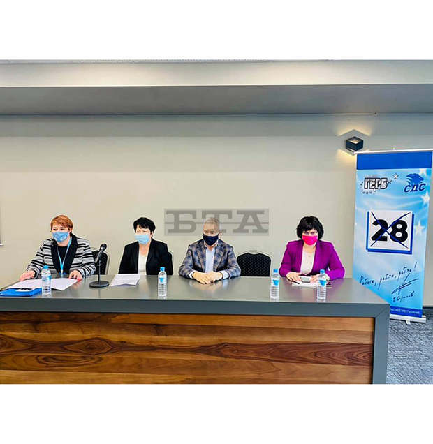 Когато си изпълнил ангажиментите си е лесно да гледаш хората в очите, заяви водачът на листата на ГЕРБ-СДС в Монтана Ирена Димова