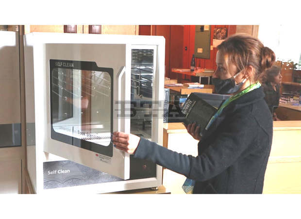 Книгите в библиотеката в Хасково вече се стерилизират