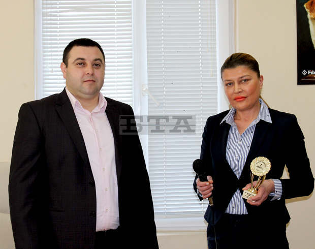 Награда за широка обществена подкрепа е получил кметът на Омуртаг Ешреф Ешрефов