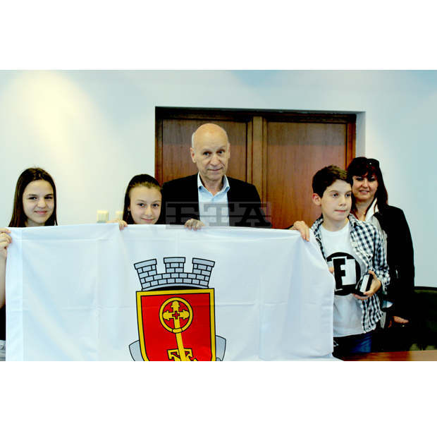 Деца от Хасково заминават на космически лагер в Турция с подкрепата на общината