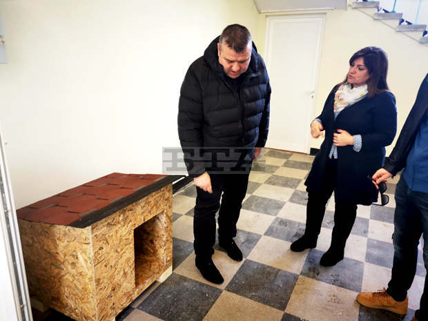 В Хасково стартира разяснителна кампания за отглеждане и регистрация на домашните кучета В Хасково стартира разяснителна кампания за отглеждане и регистрация на домашните кучета