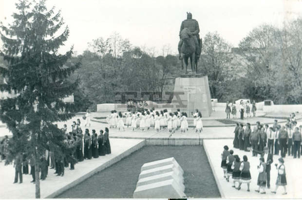 Навършват се 40 години от откриването на композицията "Хан Аспарух" в Исперих