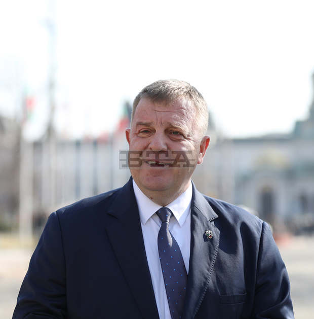 Над 120 000 граждани на Република Северна Македония, в качеството си и на български граждани, ще имат право да гласуват на 4 април, според Красимир Каракачанов