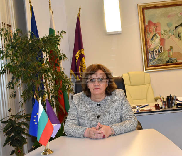 Професор и представител на Военния комитет в НАТО са предложени за почетни граждани на Ловеч Професор и представител на Военния комитет в НАТО са предложени за почетни граждани на Ловеч