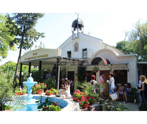 Наново е построено северното крило на девическия манастир "Рождество на Пресвета Богородица" край село Кабиле