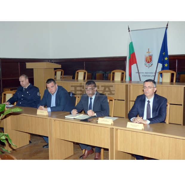 Нови гишета и мобилни станции ще улесняват работата при издаването на лични документи в Кърджалийско през 2020 г.