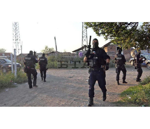 Специализирана полицейска операция по отношение на битовата престъпност се състоя в Кюстендил