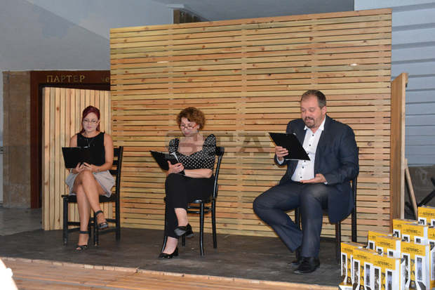 Благоевградският театър представи "Летопис" със стогодишната си история