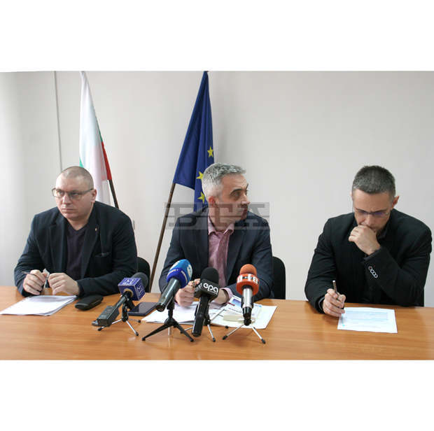 Митничари от ГКПП "Лесово" задържаха 51 килограма хероин Митничари от ГКПП "Лесово" задържаха 51 килограма хероин