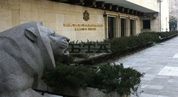 Изборният процес протича нормално без инциденти Изборният процес протича нормално без инциденти