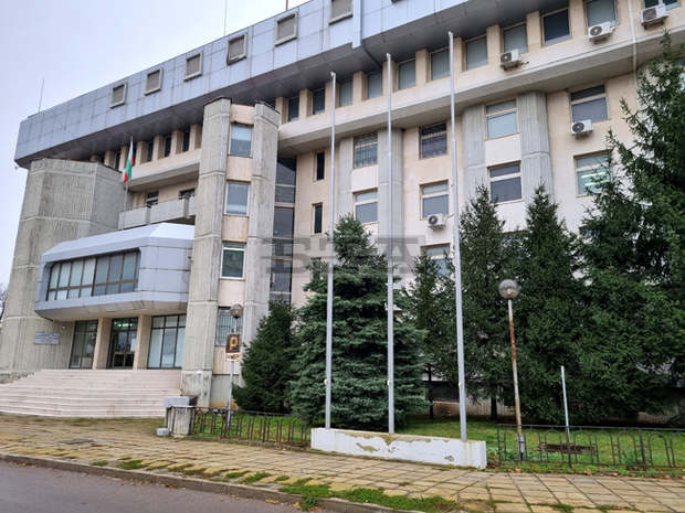Задържан е мъж, причинил телесна повреда на полицай в търговищкото село Вардун Задържан е мъж, причинил телесна повреда на полицай в търговищкото село Вардун