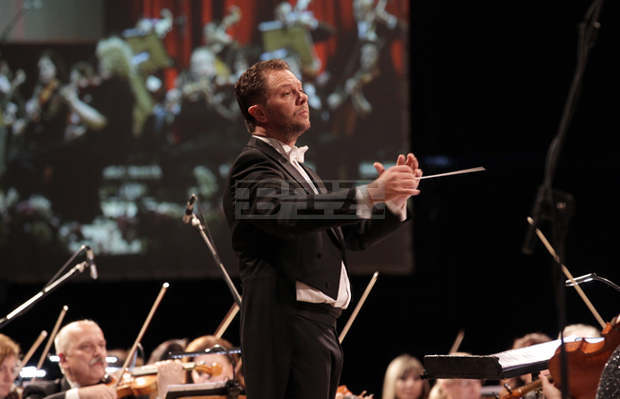 Мартин Пантелеев ще дирижира празничния Новогодишен концерт на Софийската филхармония