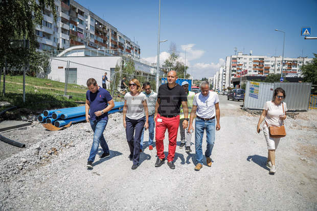 Изгражда се последният участък от бул. "Монтевидео"