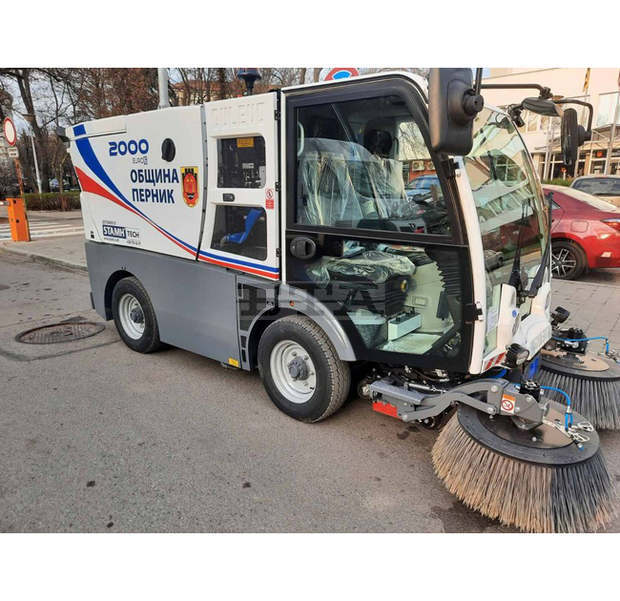 Община Перник закупи нова мотометачна машина
