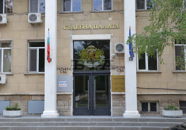 Технически ръководител и шофьор получиха условни присъди за трудова злополука в Исперих с двама загинали Технически ръководител и шофьор получиха условни присъди за трудова злополука в Исперих с двама загинали