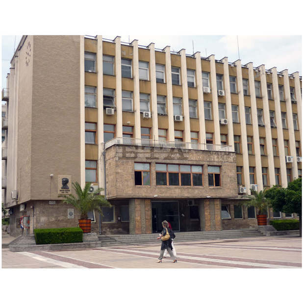 Освободени са двама замeстник областни управители на Хасково и е назначен нов Освободени са двама замeстник областни управители на Хасково и е назначен нов