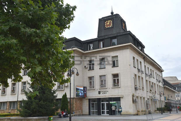 Започна възстановяването на разрушения мост в тетевенското село Глогово