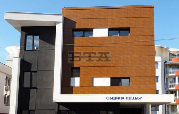 Инициативен комитет свиква мълчалив протест пред сградата на Общинският съвет в Несебър, където ще се състои първата тържествена сесия Инициативен комитет свиква мълчалив протест пред сградата на Общинският съвет в Несебър, където ще се състои първата тържествена сесия