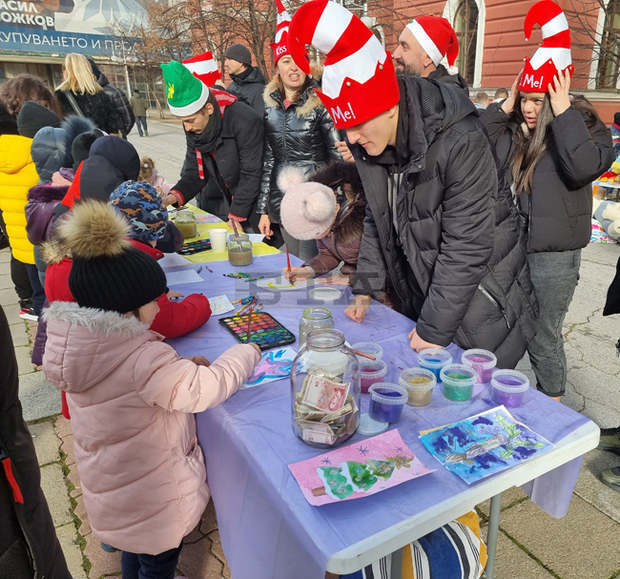 Благотворителен търг в подкрепа на болно дете организира галерията в Кюстендил