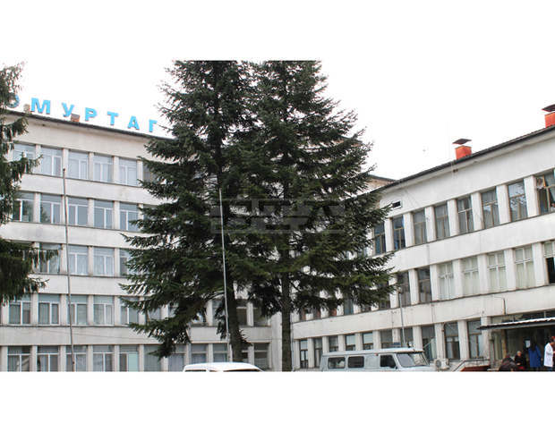 Двама от задържаните вчера в Омуртагско нелегални мигранти са настанени в местната болница с COVID-19