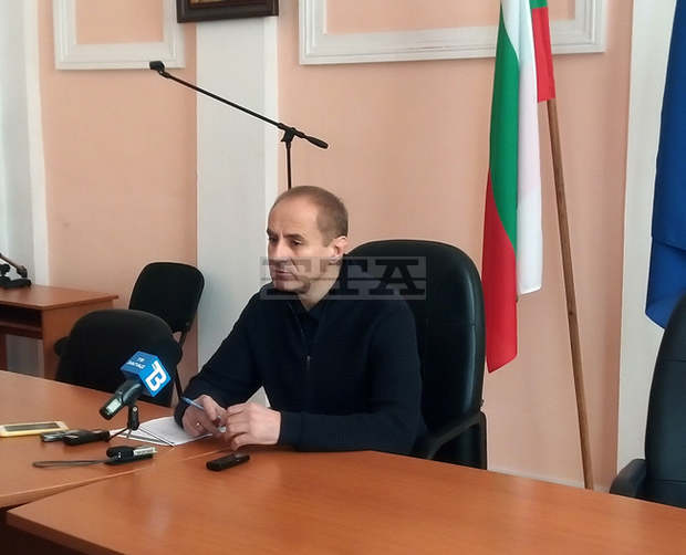 Шест контролни пункта са разположени на входовете и изходите на Кюстендил Шест контролни пункта са разположени на входовете и изходите на Кюстендил