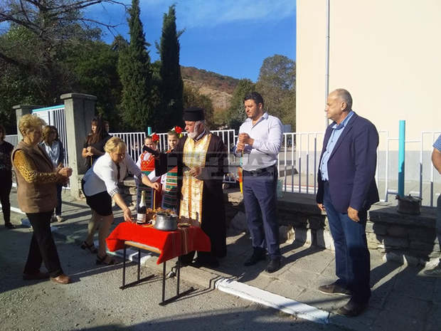 Започна преасфалтирането на шест улици в село Първенец