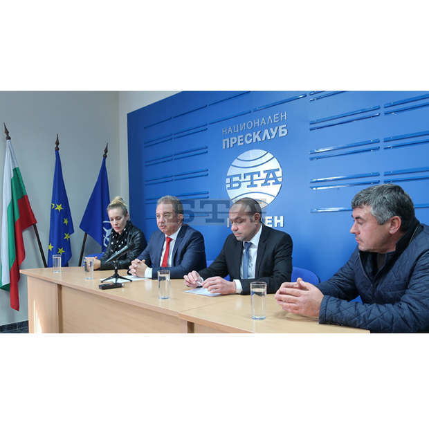 Обединението на българските патриоти е неизбежно, заяви в Плевен Борис Ячев, заместник-председател на НФСБ