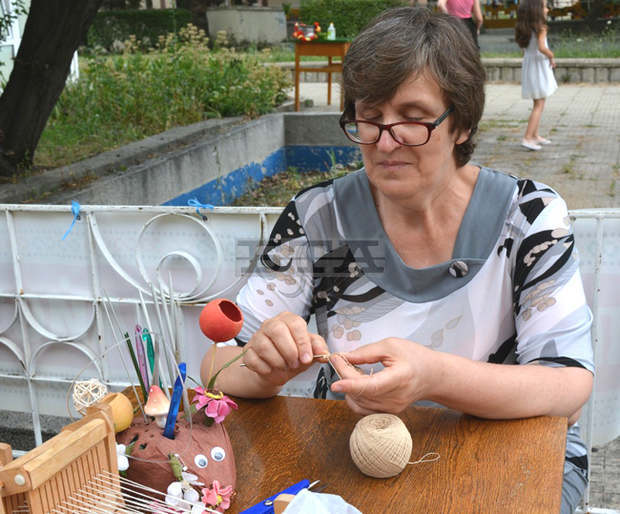 Проект "Пазители на занаятите" представя майстори на забравени умения в Сливенско