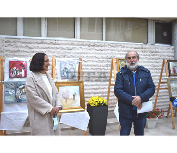 Втора самостоятелна изложба откри Радослава Манова