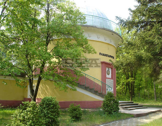 Преподаватели от пет страни ще участват в урок в планетариума в Димитровград