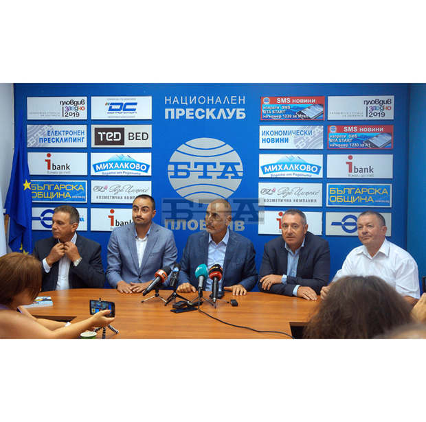 Членове на СДС от Пловдив и областта стават съучредители на партията на Цветан Цветанов "Републиканци за България"