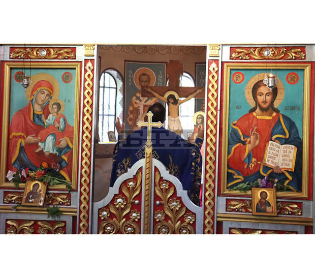 Изоставен параклис в Попово става "граничен камък" в работата на зографа Митко Игнатов, оставил почерка си в храмове из цялата страна