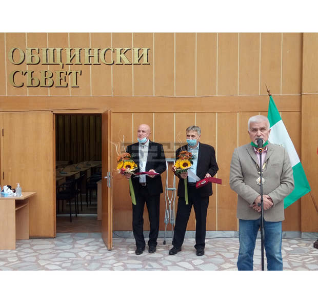 Съветник и еколог получиха почетния знак на община Разград за принос към местното самоуправление