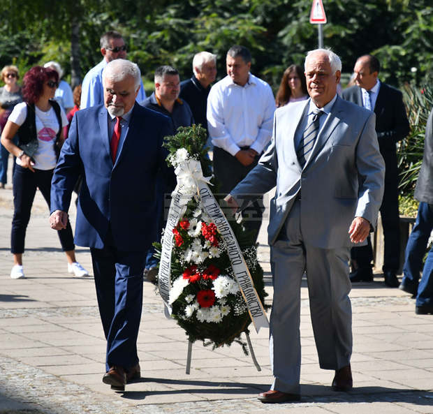 Разград отбеляза тържествено годишнината от обявяването на Независимостта на България