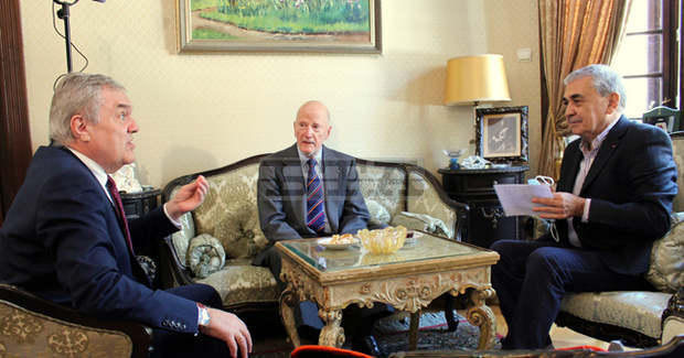 Румен Петков се срещна със Симеон  II във връзка с действията на инициативния комитет за Сергей Антонов