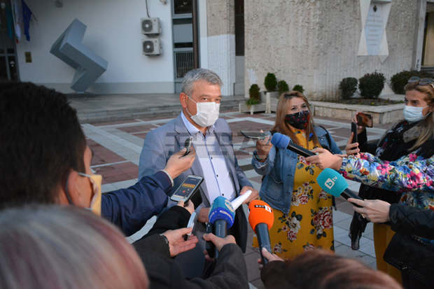 Ресторантите, кафенета и заведенията за бързо хранене в Благоевград ще работят до 21 часа