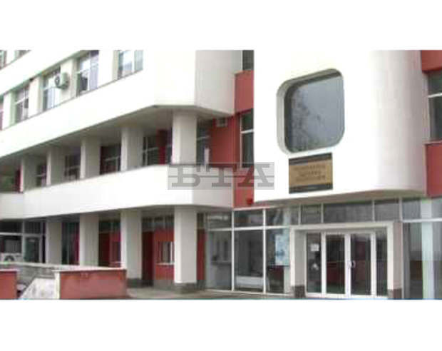 Броят на нуждаещите се с COVID-19 от болнично лечение расте в област Враца, но свободни легла засега има