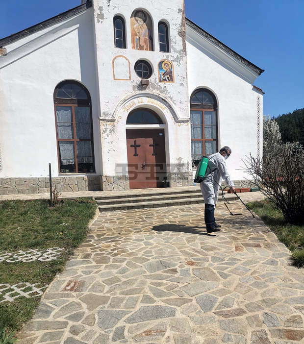 В четири черкви в Радомирско ще има празнични литургии