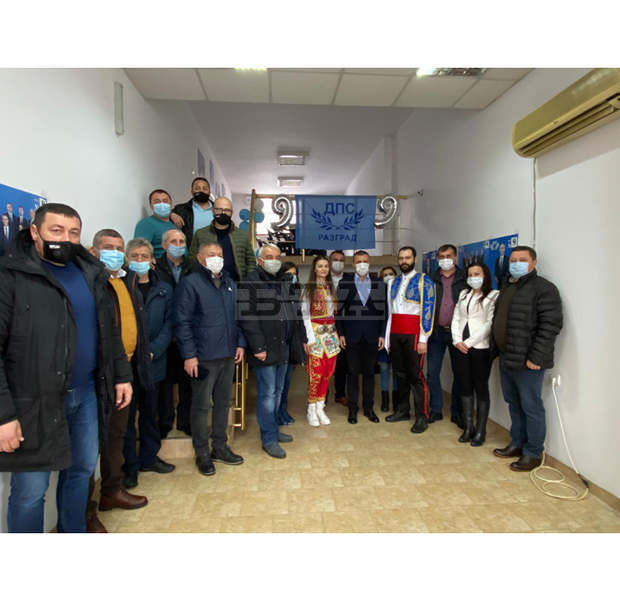 ДПС винаги е подкрепяло културата и културните дейци в нелеката им задача да съхраняват и популяризират традиции, обичаи и бит