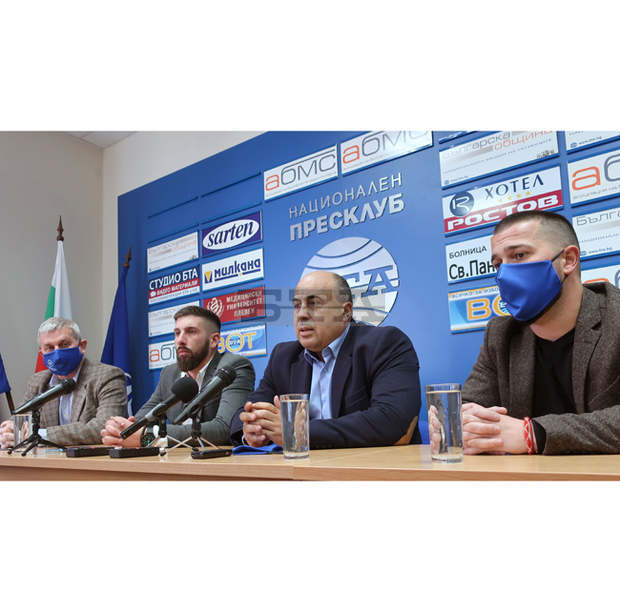 Пожарът в гараж в Червен бряг е посегателство върху кандидат на "Републиканци за България", бе заявено на пресконференция